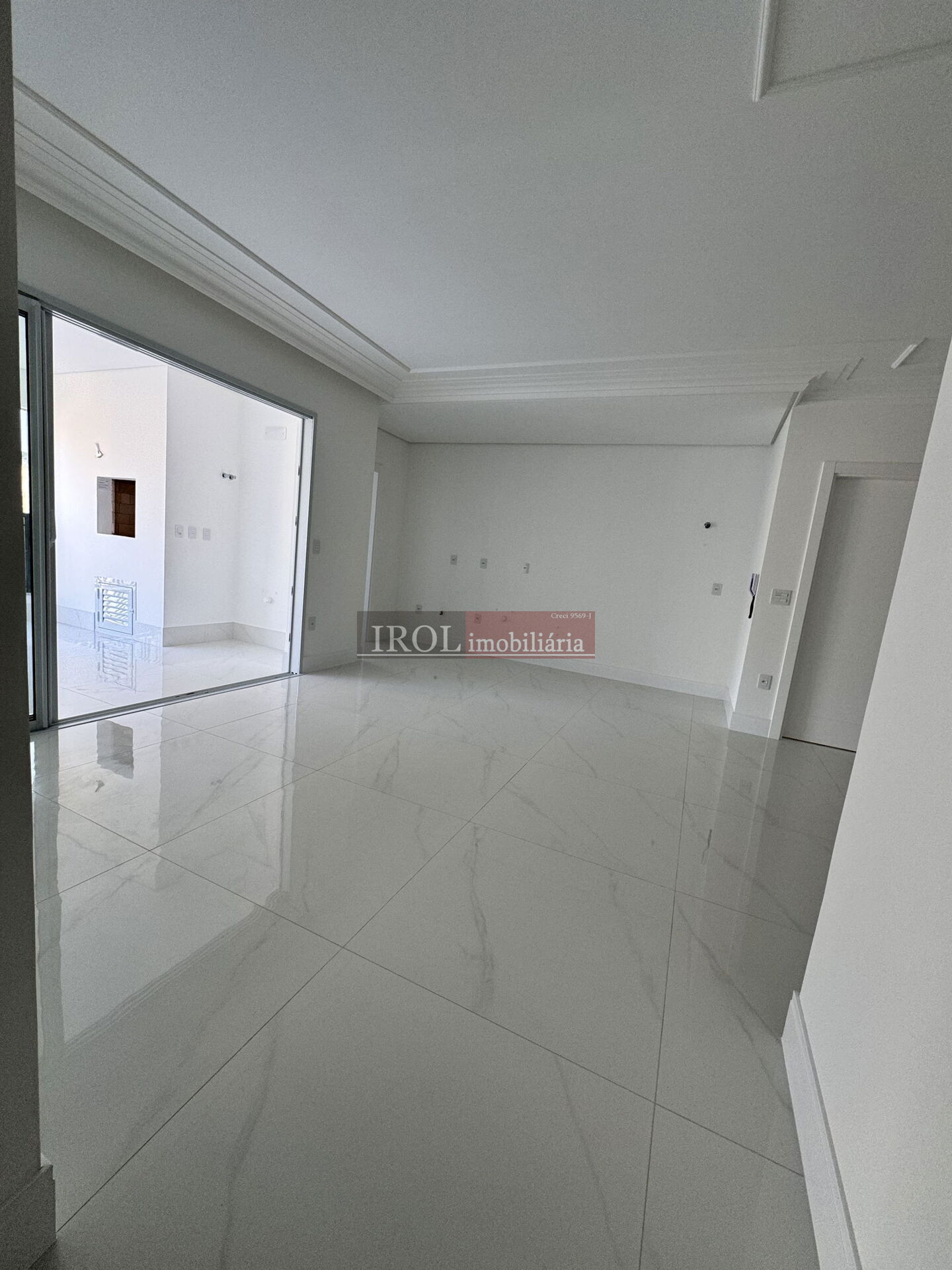 Apartamento à venda com 3 quartos, 130m² - Foto 16