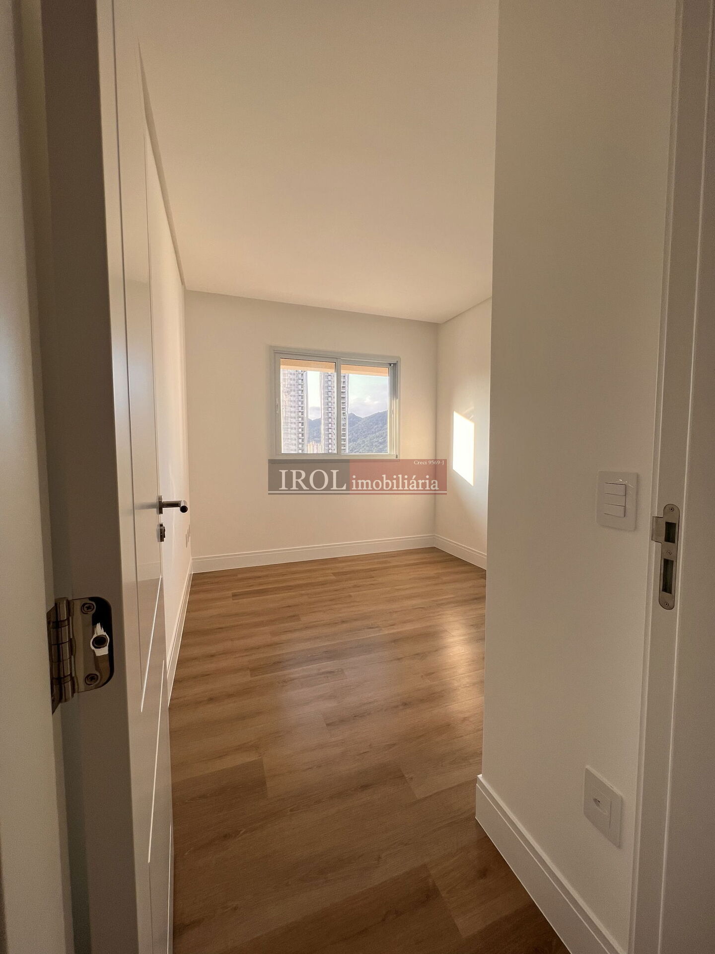 Apartamento à venda com 3 quartos, 130m² - Foto 25