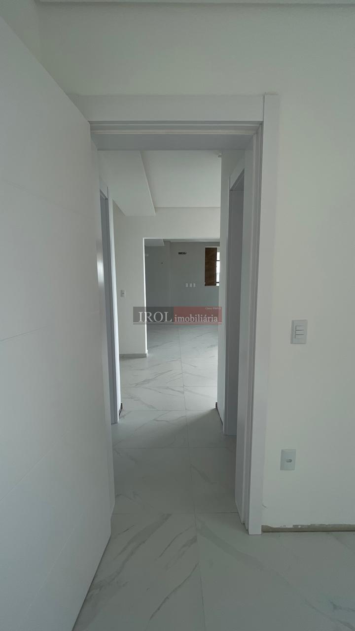 Apartamento à venda com 3 quartos, 170m² - Foto 27