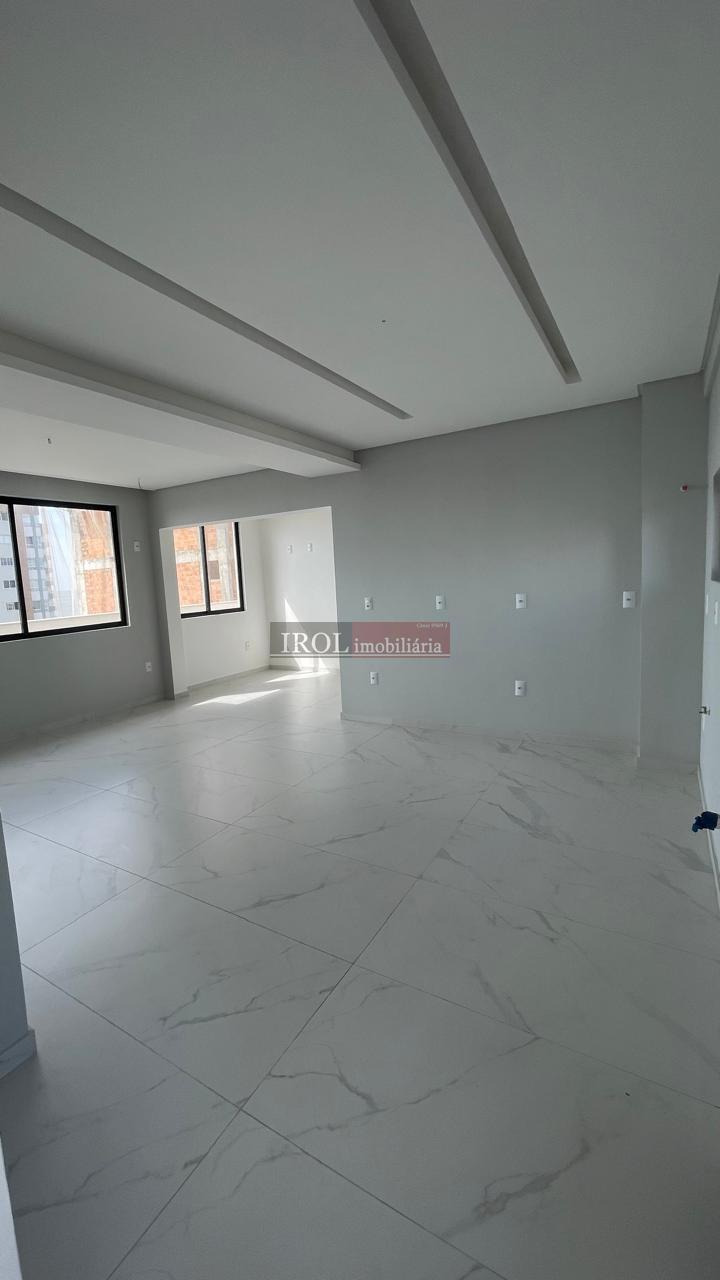 Apartamento à venda com 3 quartos, 170m² - Foto 41