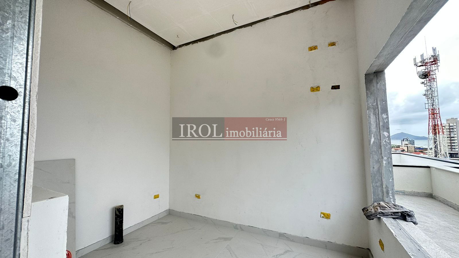 Apartamento à venda com 3 quartos, 170m² - Foto 10