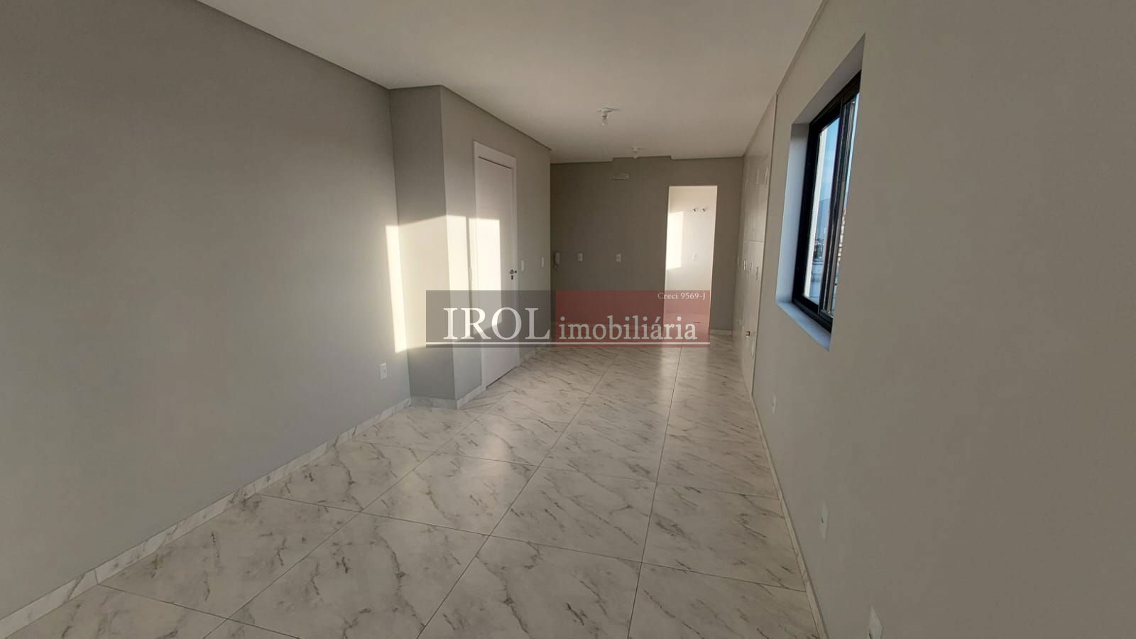 Apartamento à venda com 3 quartos, 170m² - Foto 13