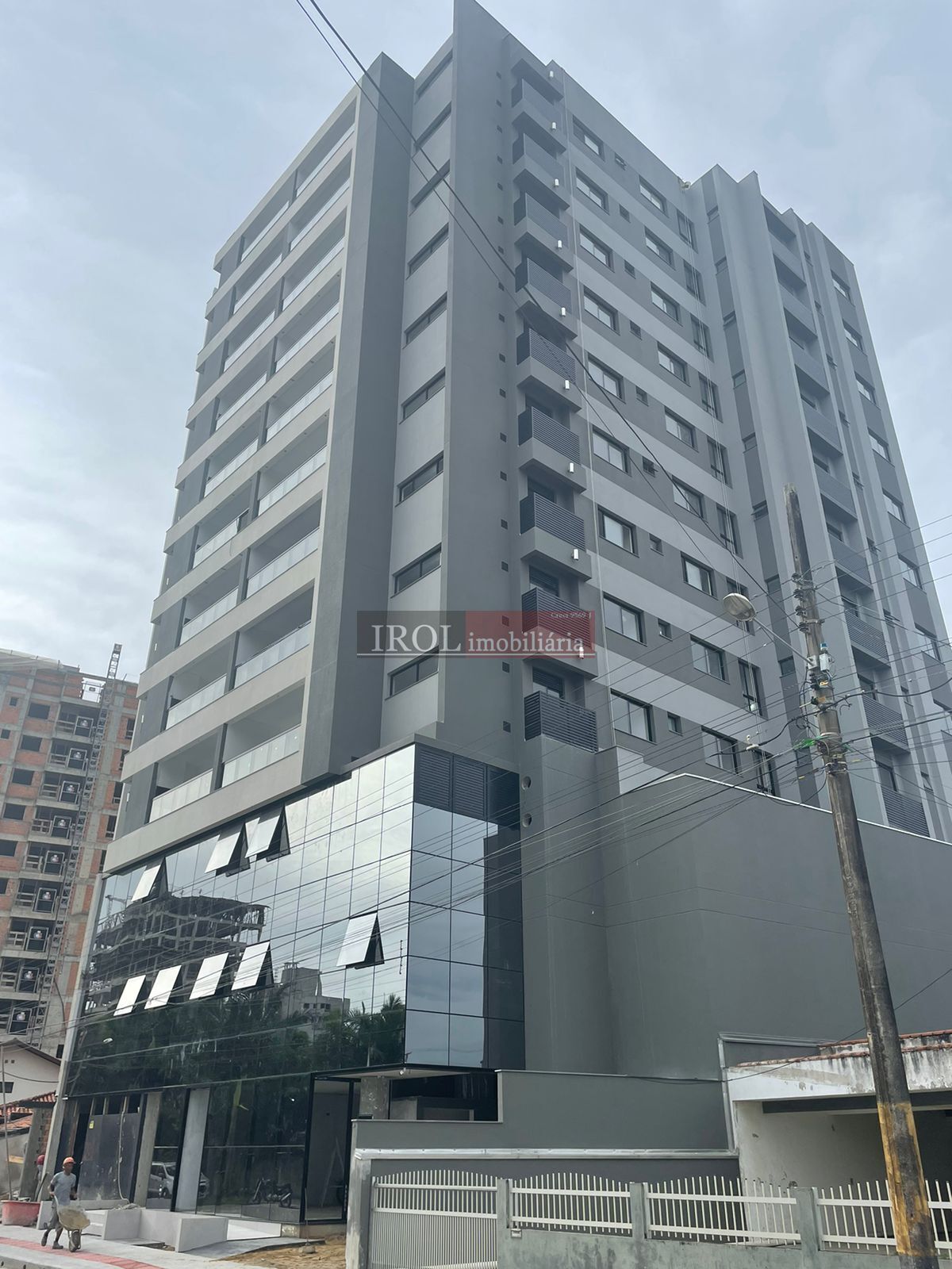 Apartamento à venda com 3 quartos, 103m² - Foto 4