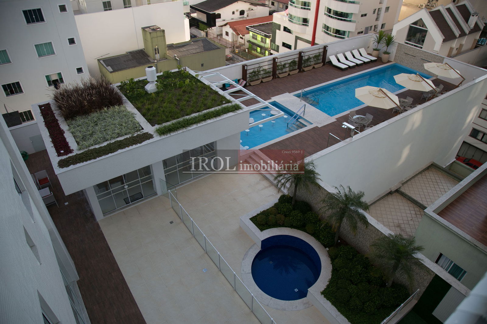 Apartamento à venda com 3 quartos, 128m² - Foto 11