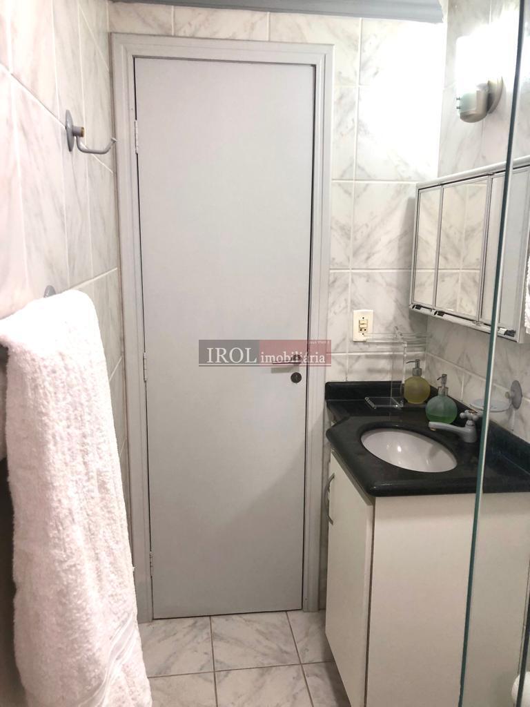 Apartamento à venda com 2 quartos, 137m² - Foto 6