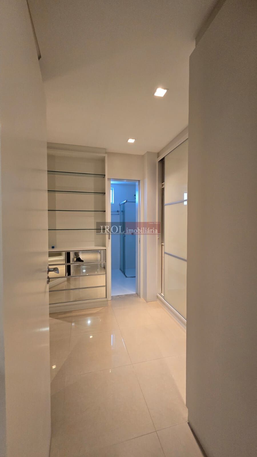 Apartamento à venda com 3 quartos, 118m² - Foto 14