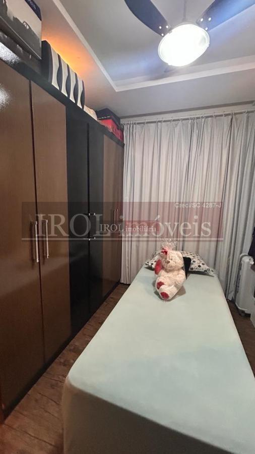 Apartamento à venda com 2 quartos, 72m² - Foto 10