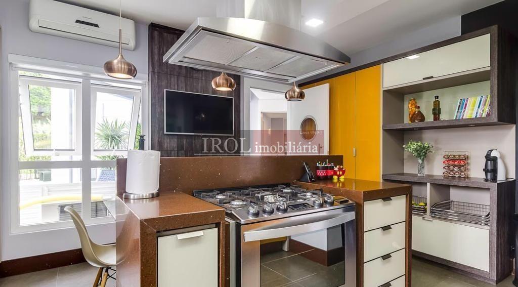 Casa à venda com 4 quartos, 380m² - Foto 19