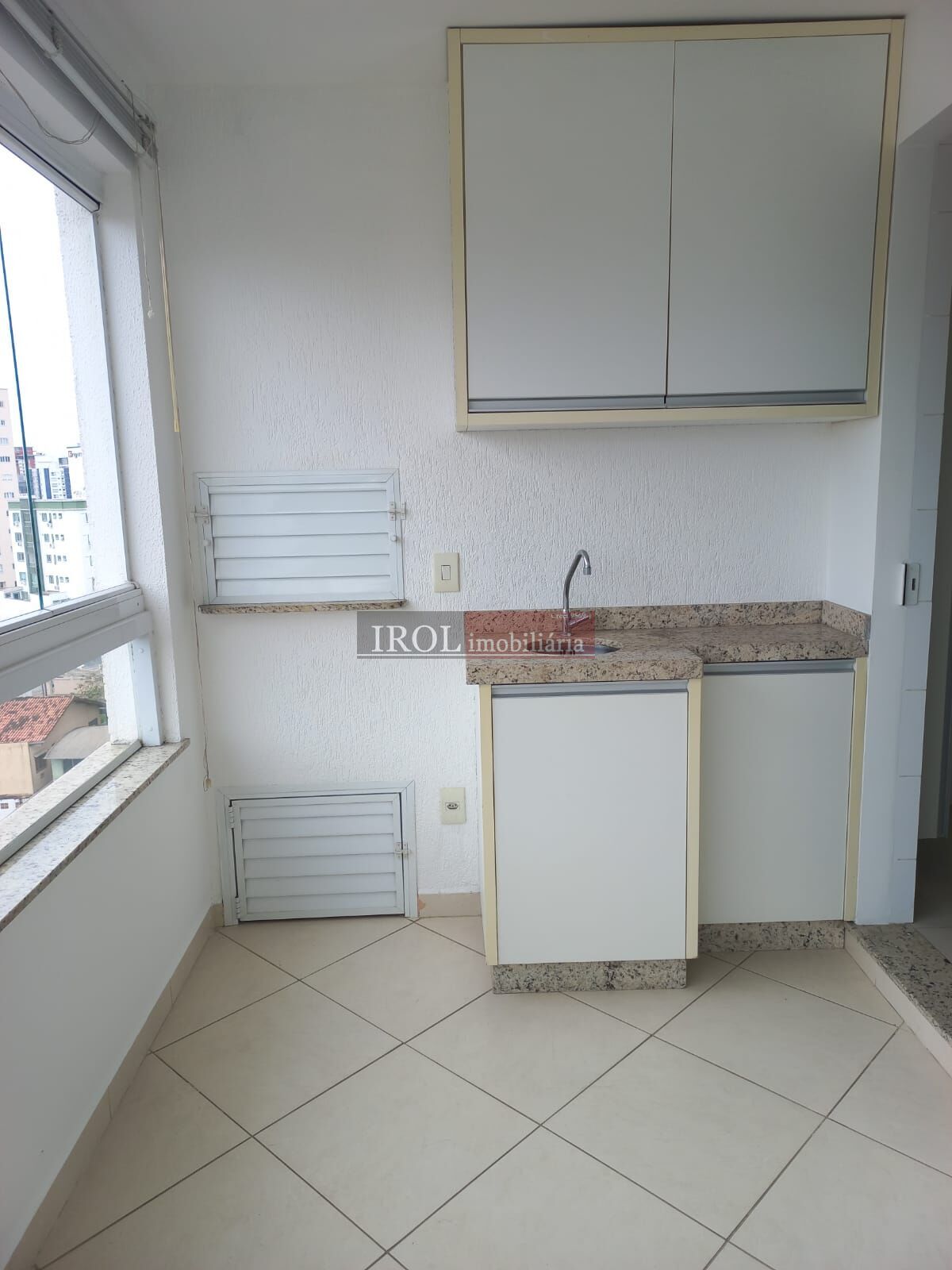 Apartamento à venda com 2 quartos, 72m² - Foto 6