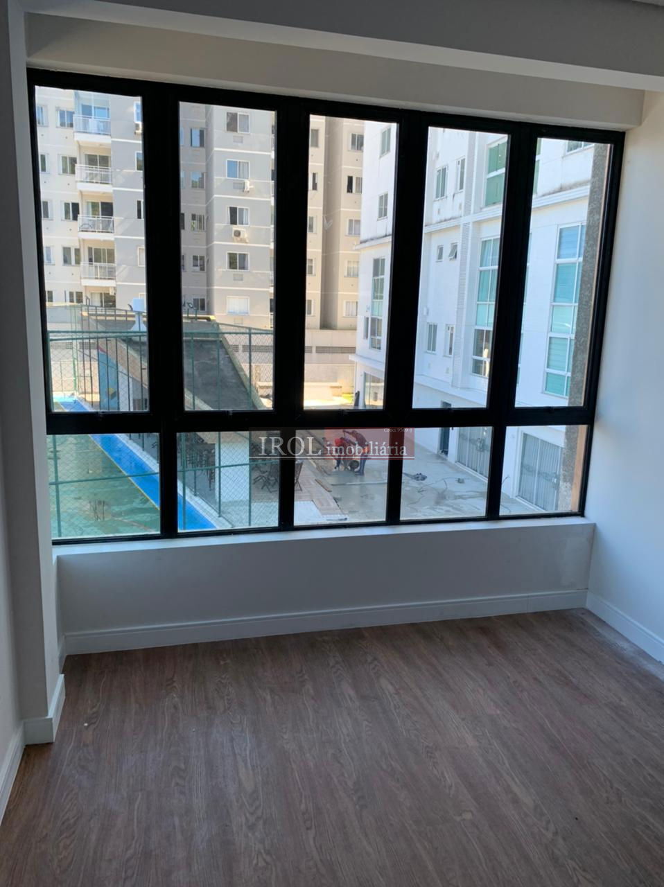 Casa à venda com 3 quartos, 360m² - Foto 12