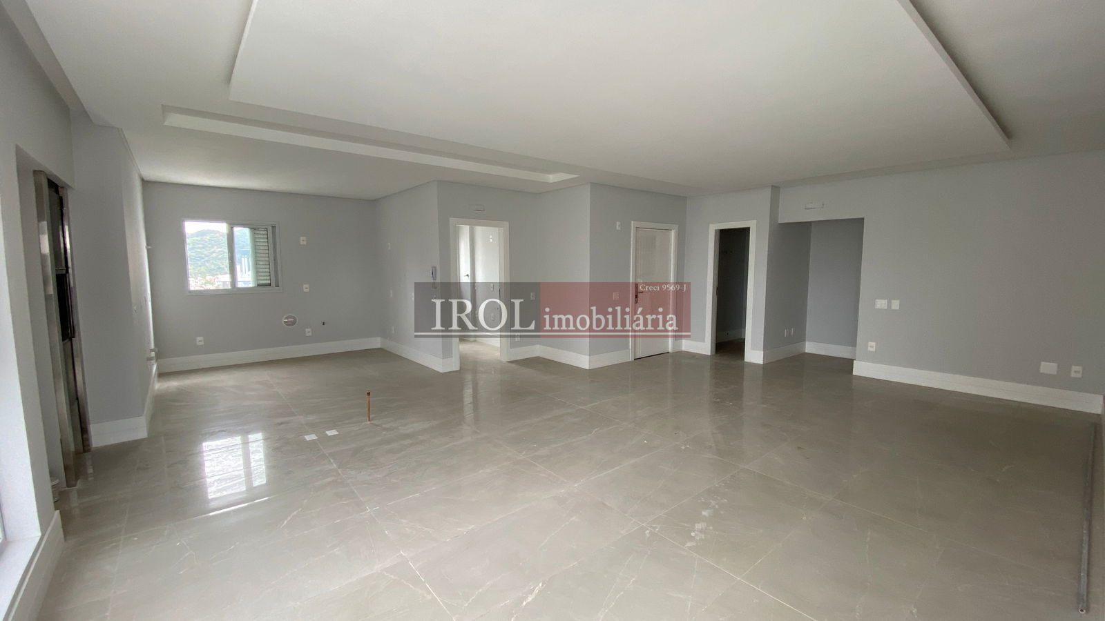 Apartamento à venda com 3 quartos, 133m² - Foto 22