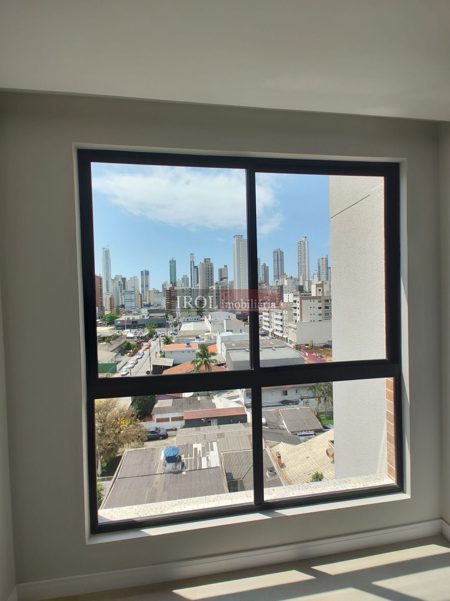 Apartamento à venda com 2 quartos, 67m² - Foto 8