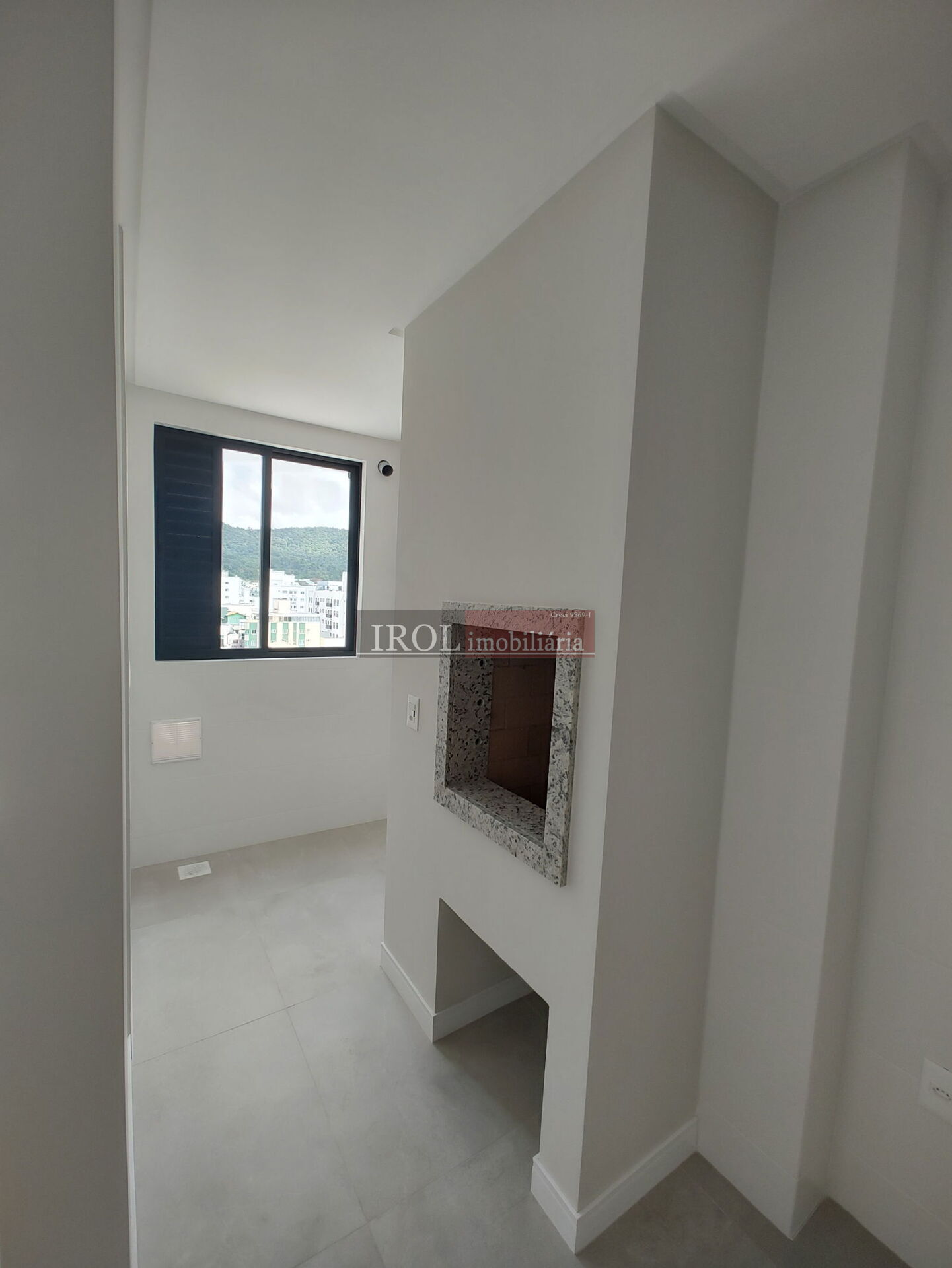 Apartamento à venda com 2 quartos, 67m² - Foto 5