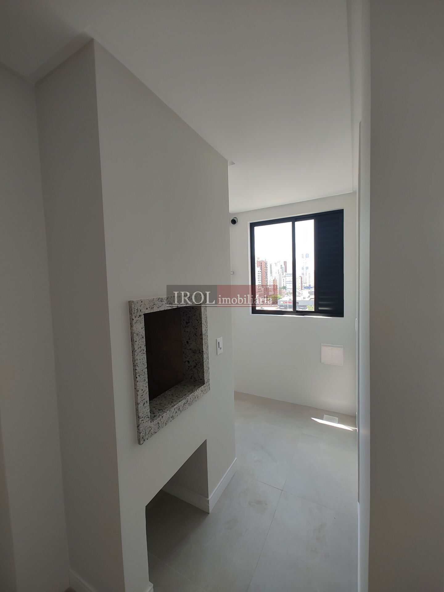 Apartamento à venda com 2 quartos, 67m² - Foto 7