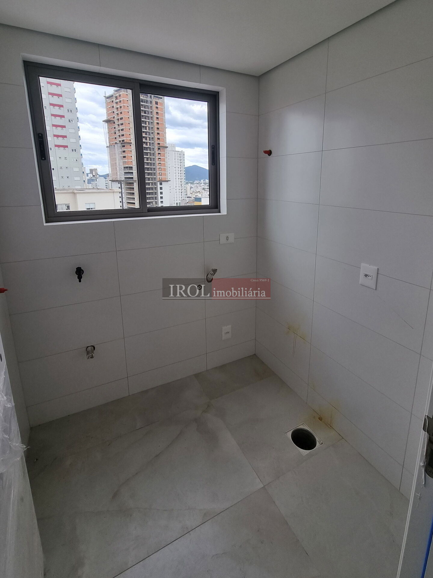 Cobertura à venda com 4 quartos, 204m² - Foto 4