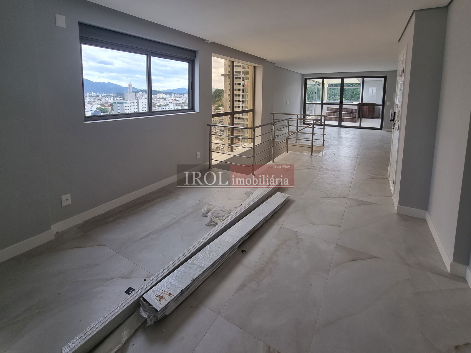 Cobertura à venda com 4 quartos, 204m² - Foto 10