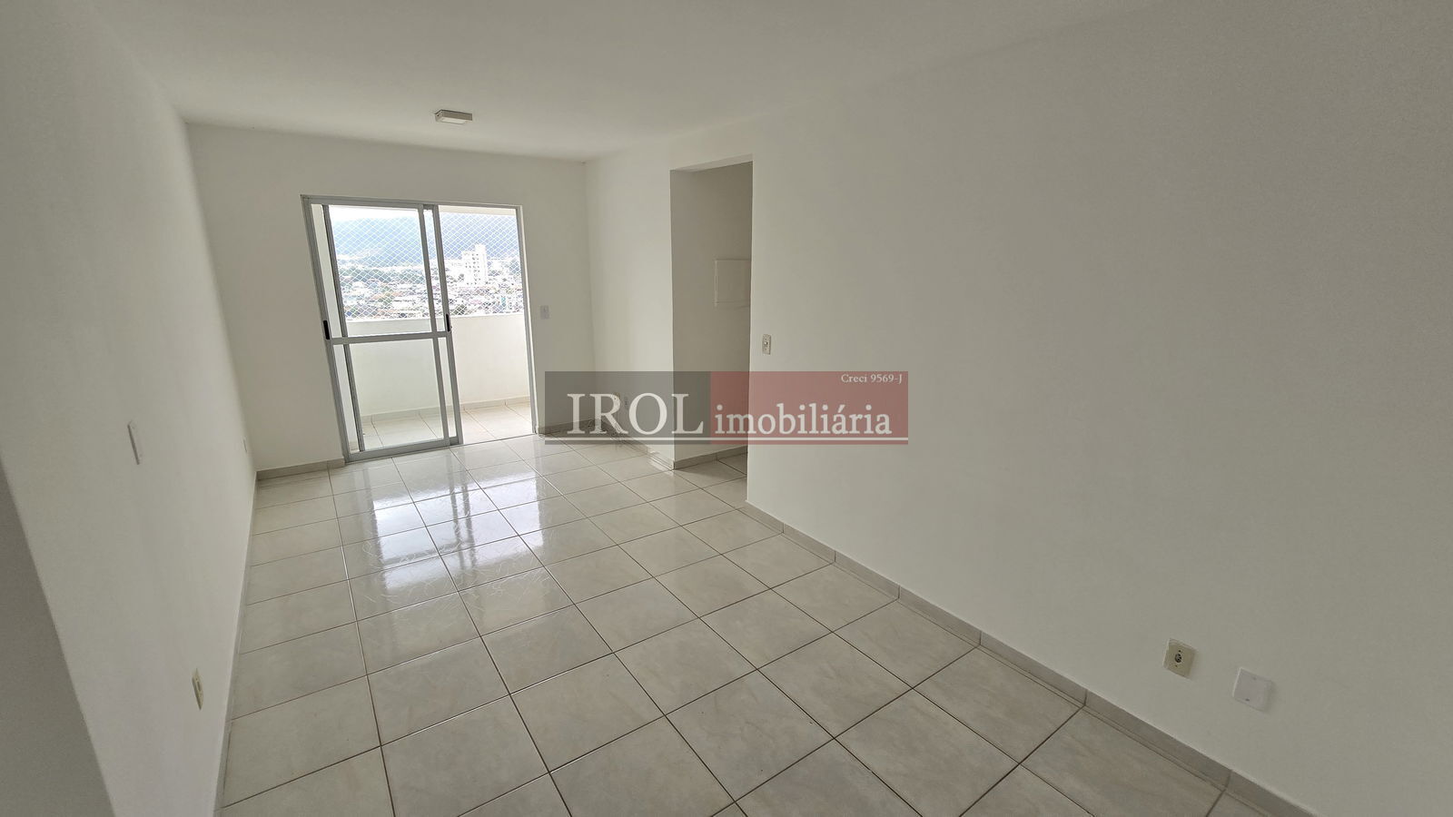 Apartamento à venda com 3 quartos, 76m² - Foto 8