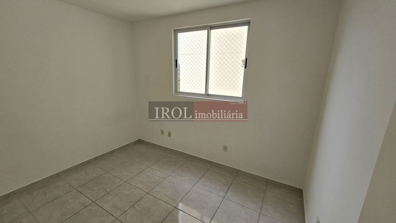 Apartamento à venda com 3 quartos, 76m² - Foto 13