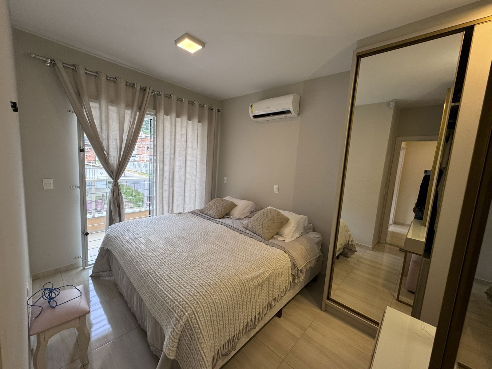 Casa à venda com 2 quartos, 90m² - Foto 8