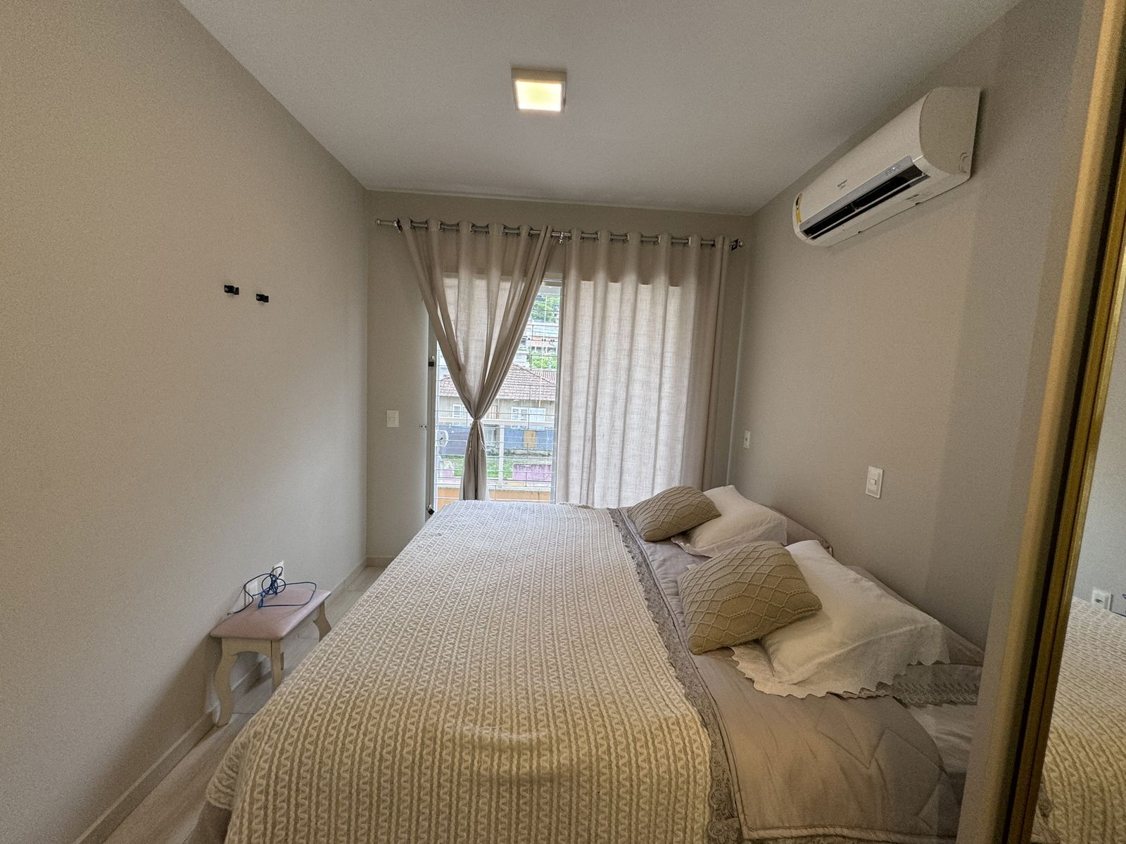 Casa à venda com 2 quartos, 90m² - Foto 10