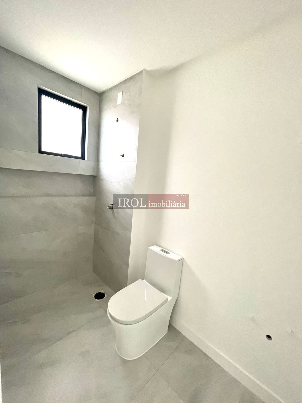 Apartamento à venda com 3 quartos, 110m² - Foto 11