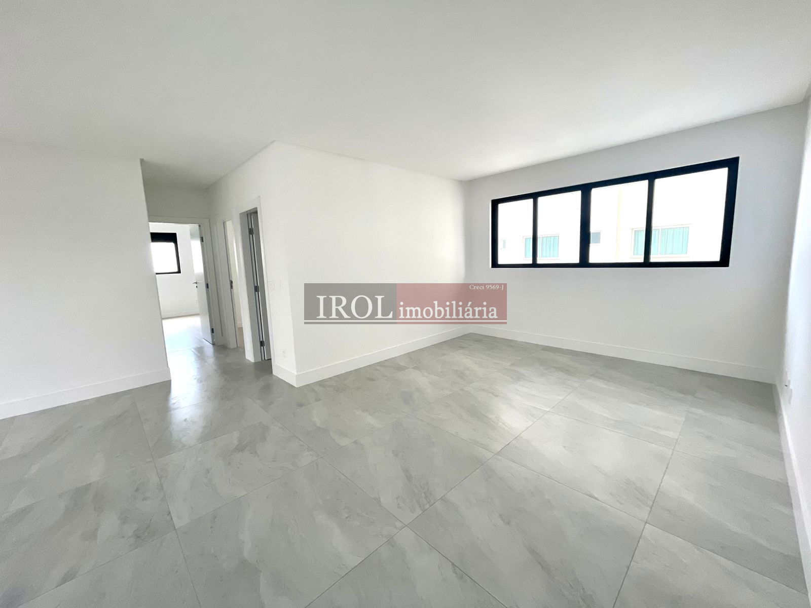 Apartamento à venda com 3 quartos, 110m² - Foto 6