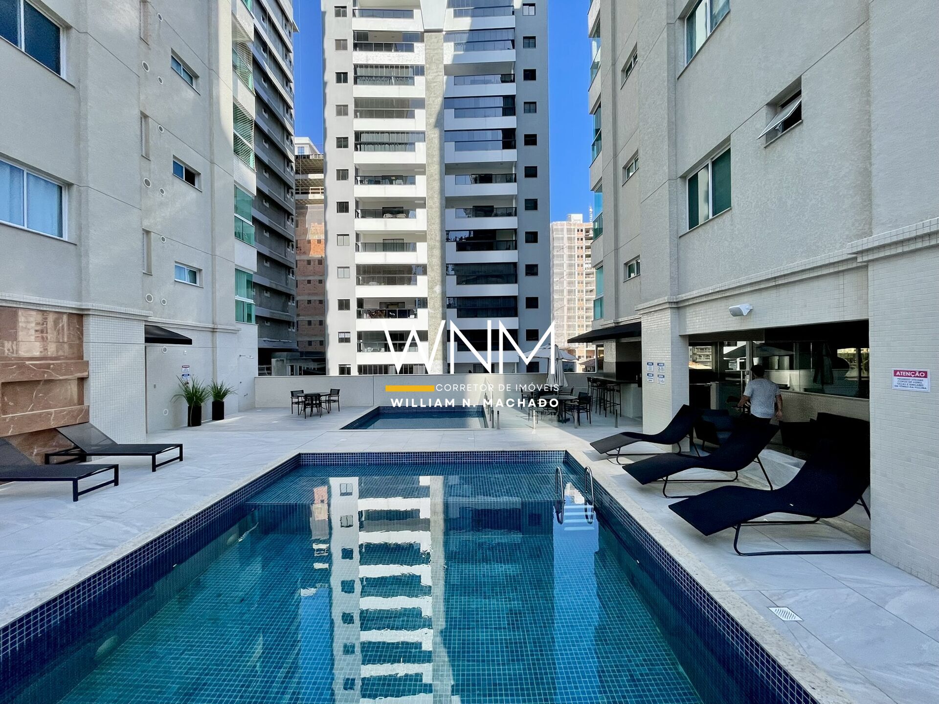 Apartamento à venda com 3 quartos, 128m² - Foto 42