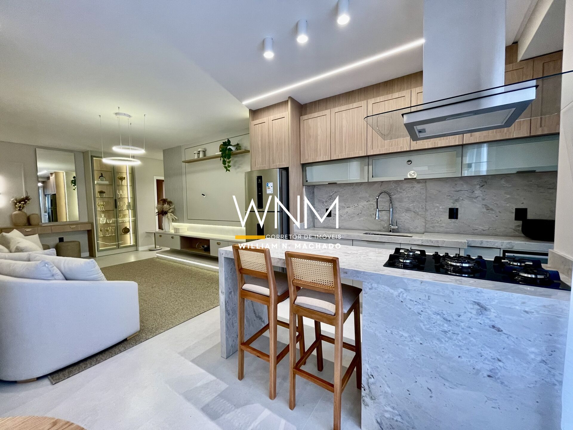 Apartamento à venda com 3 quartos, 110m² - Foto 4