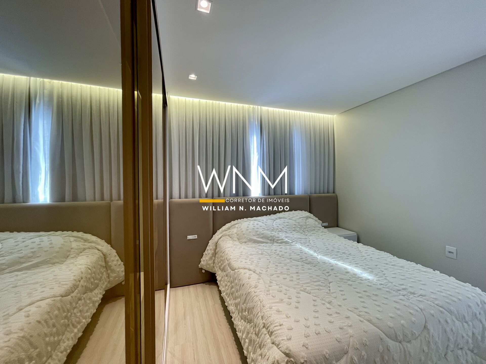 Apartamento à venda com 3 quartos, 128m² - Foto 32