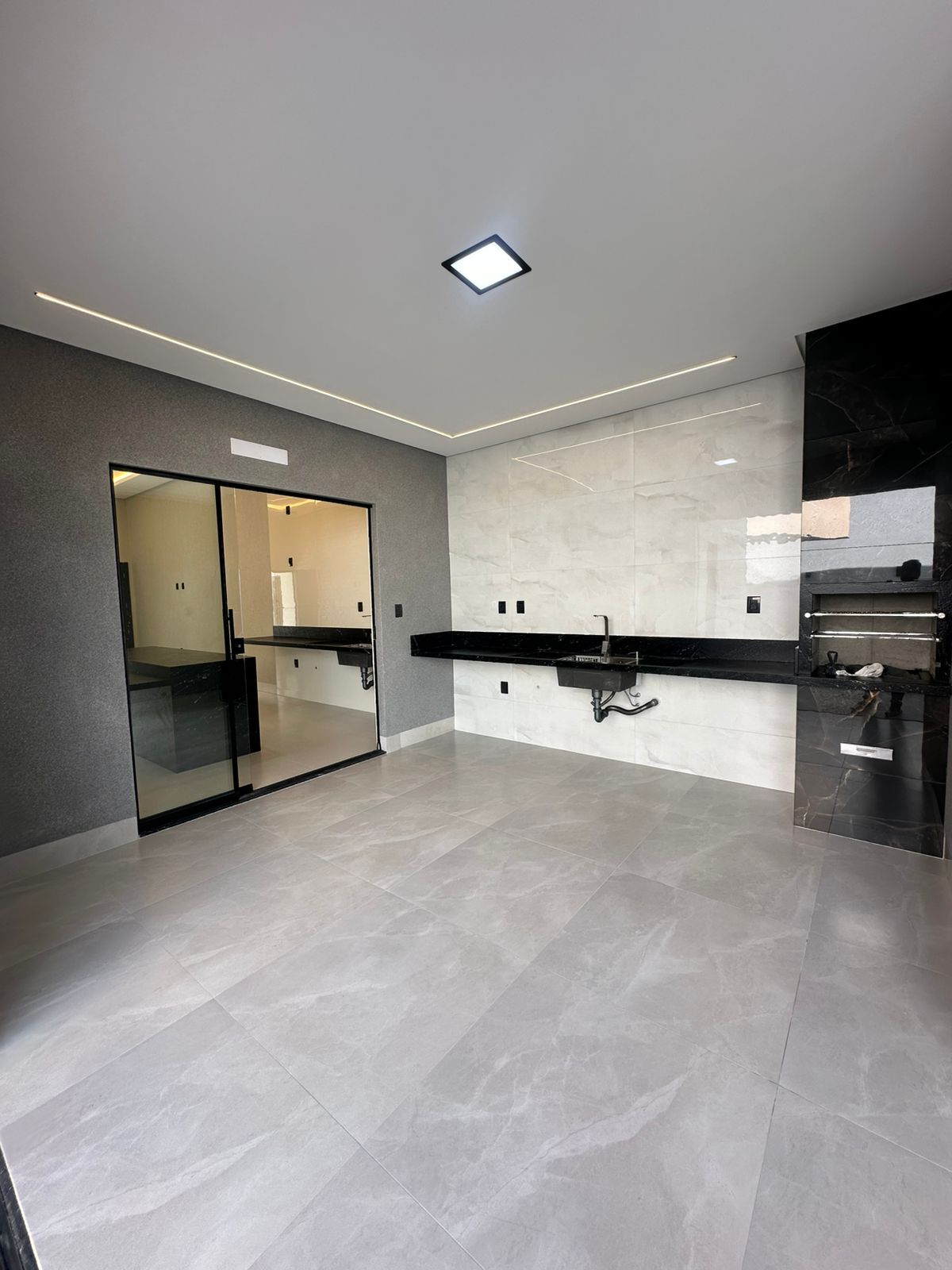Casa à venda com 3 quartos, 150m² - Foto 10