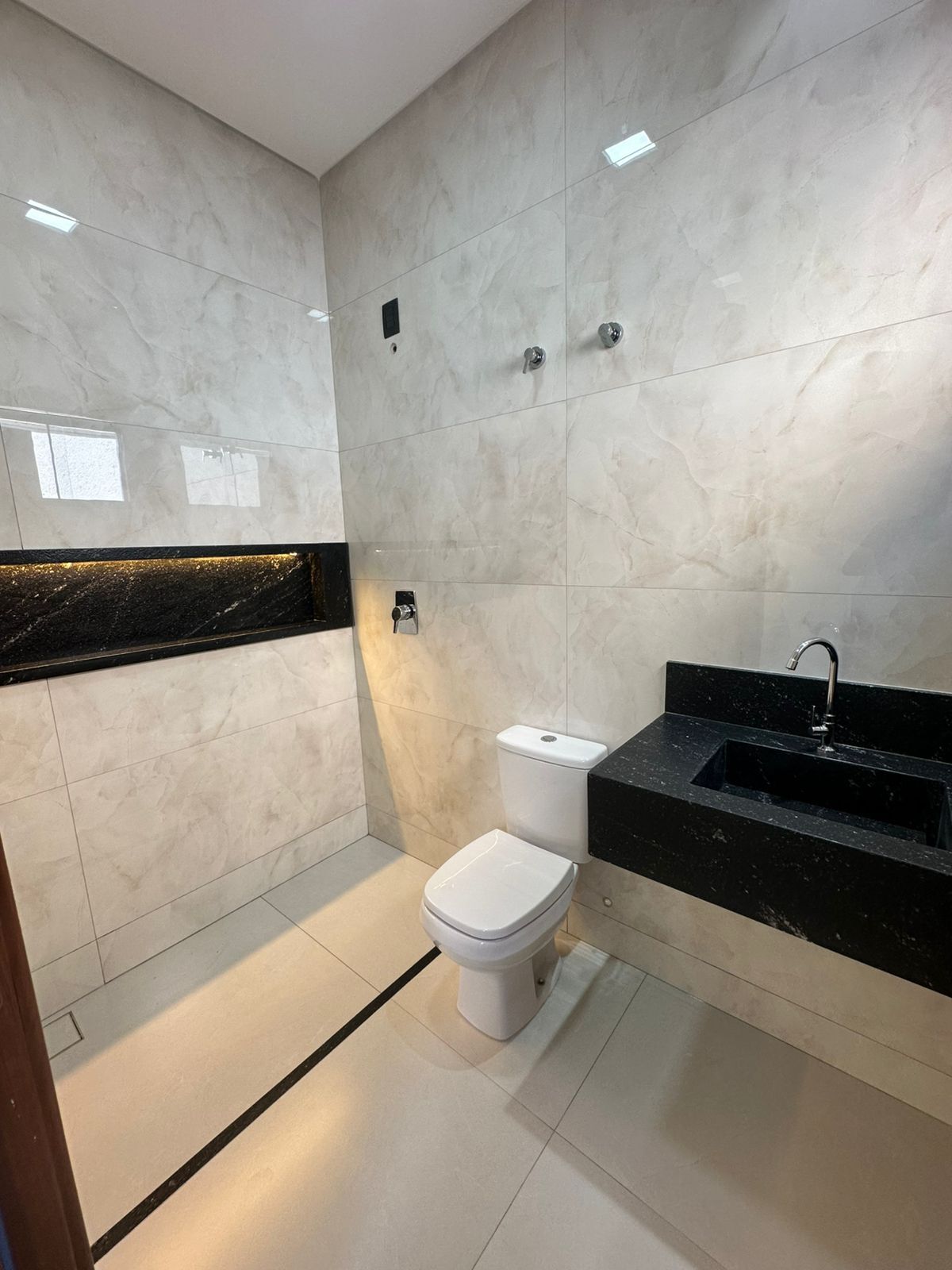Casa à venda com 3 quartos, 150m² - Foto 9