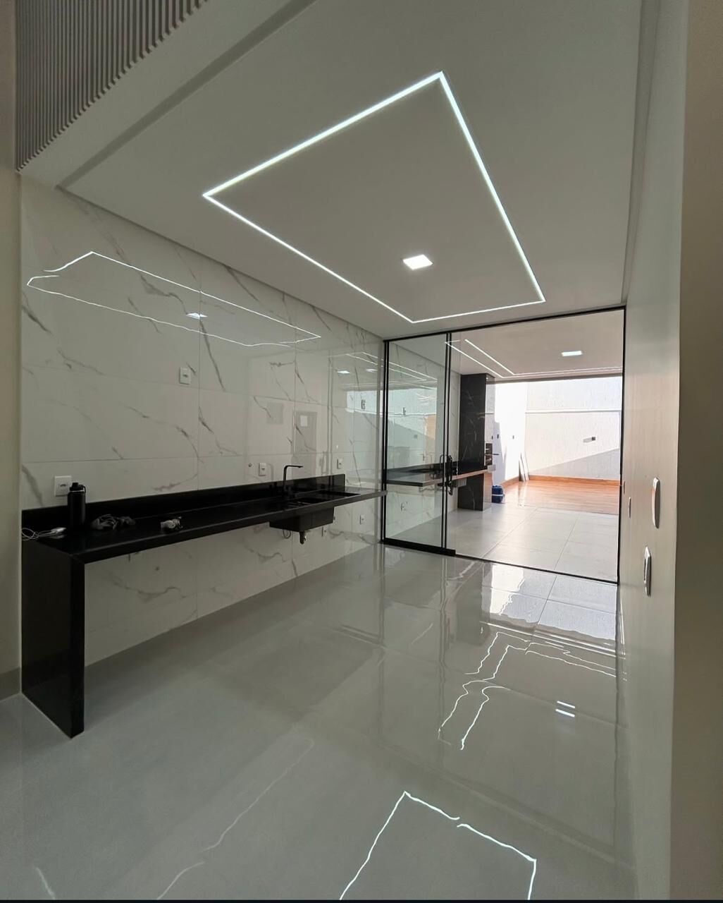 Casa à venda com 3 quartos, 175m² - Foto 9