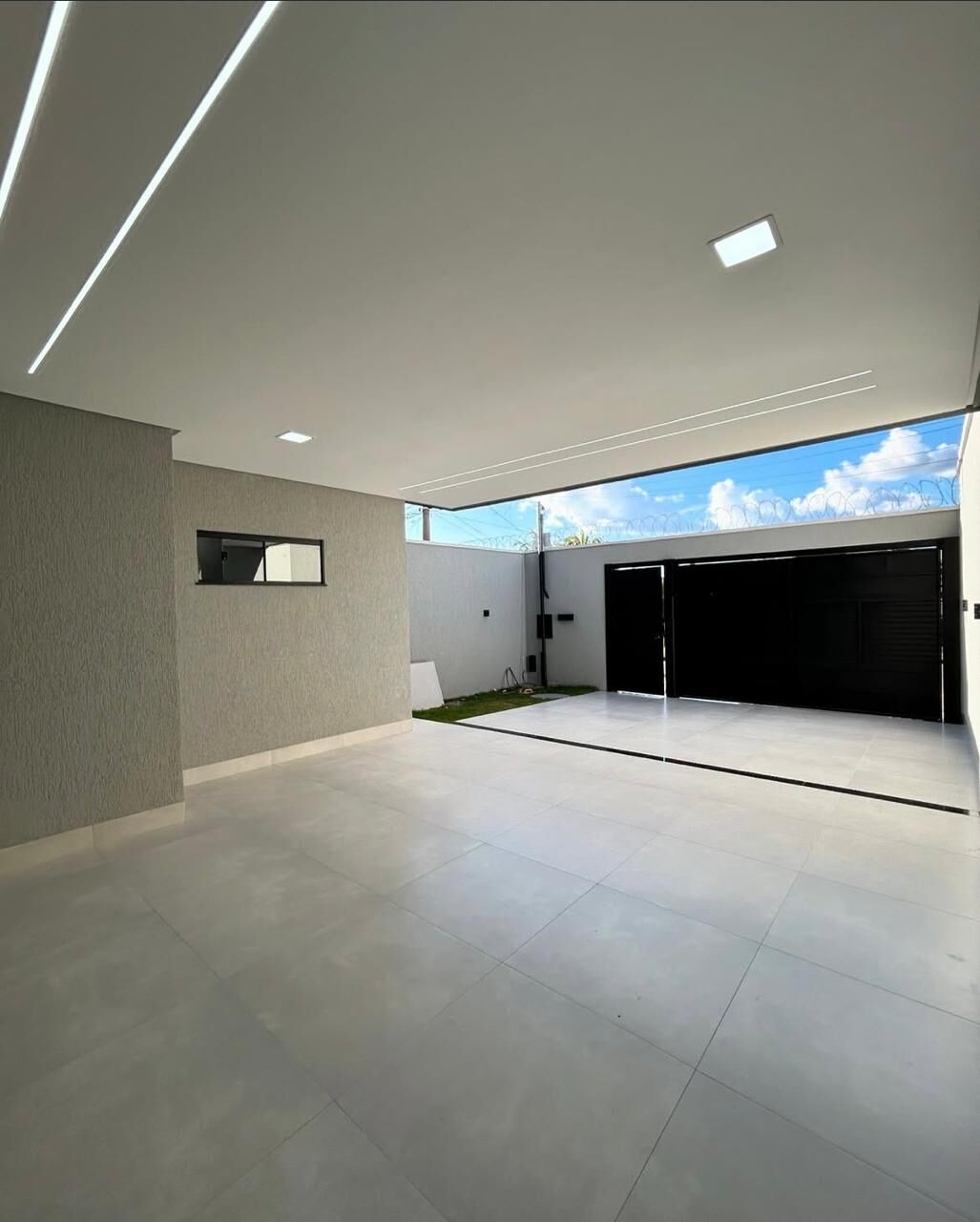 Casa à venda com 3 quartos, 175m² - Foto 2