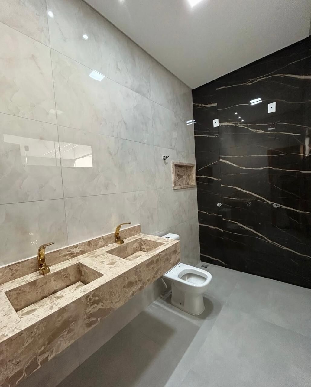 Casa à venda com 3 quartos, 175m² - Foto 11