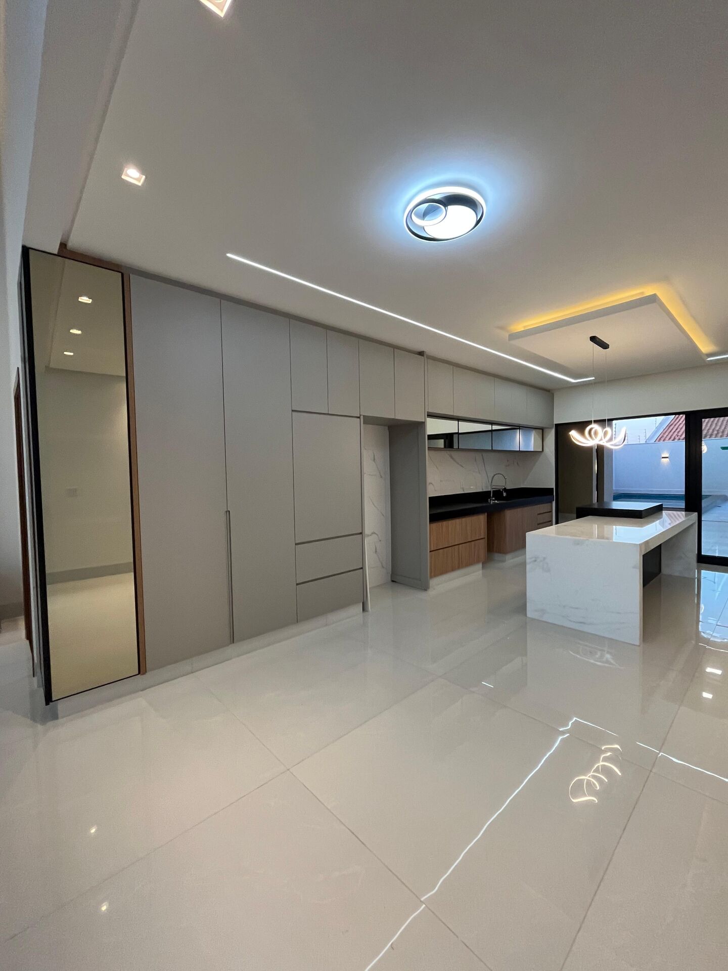 Casa à venda com 3 quartos, 192m² - Foto 11