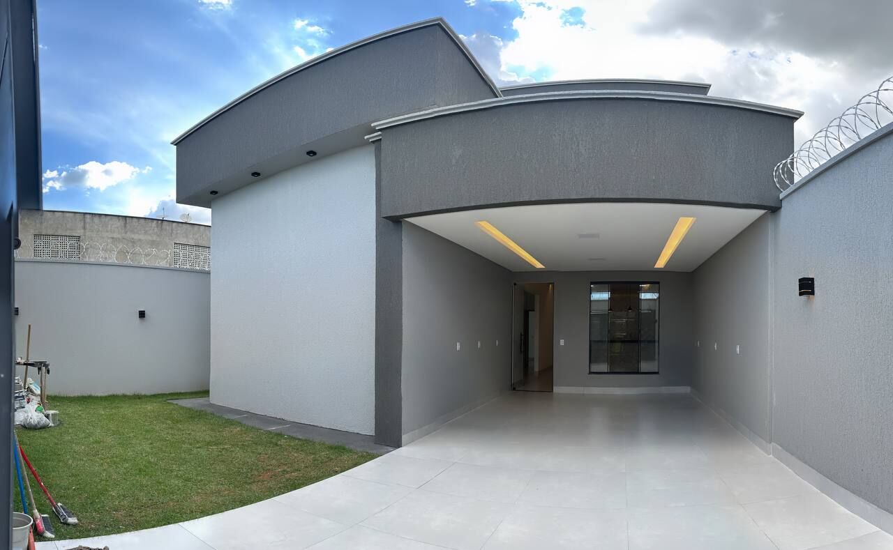 Casa à venda com 3 quartos, 100m² - Foto 3