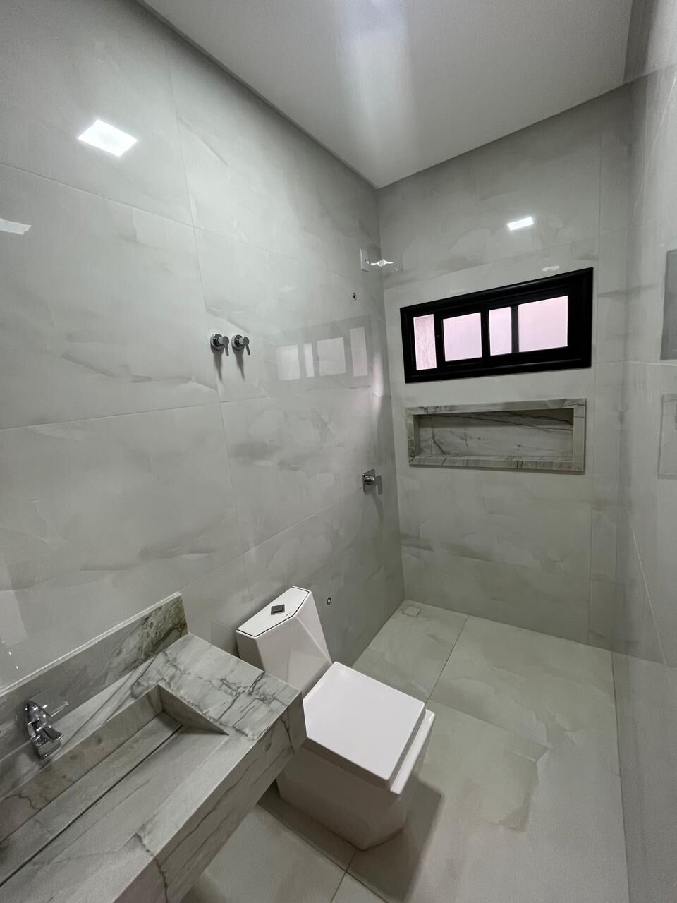 Casa à venda com 3 quartos, 215m² - Foto 15