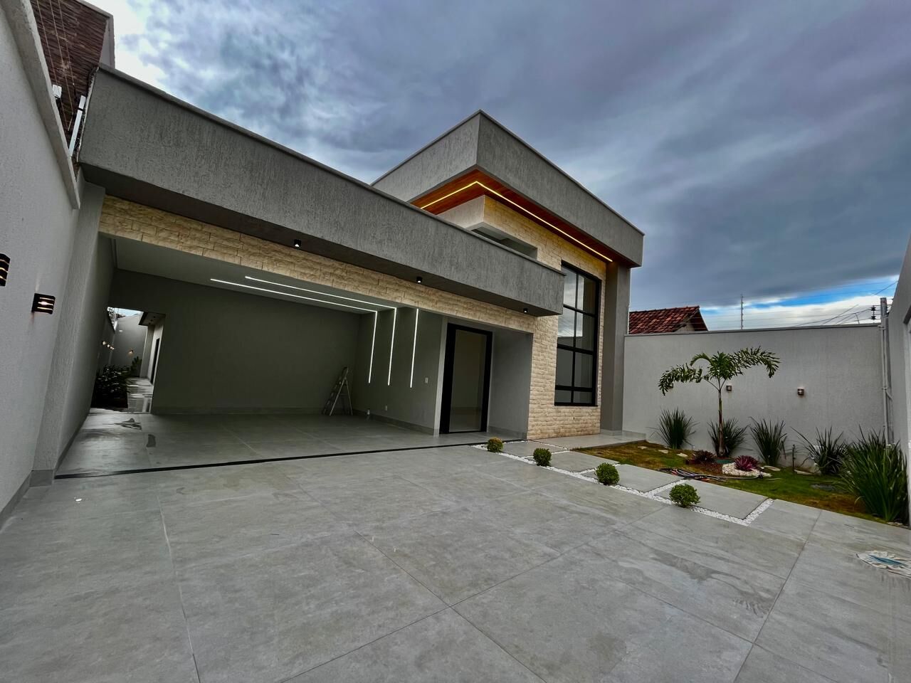 Casa à venda com 3 quartos, 215m² - Foto 3