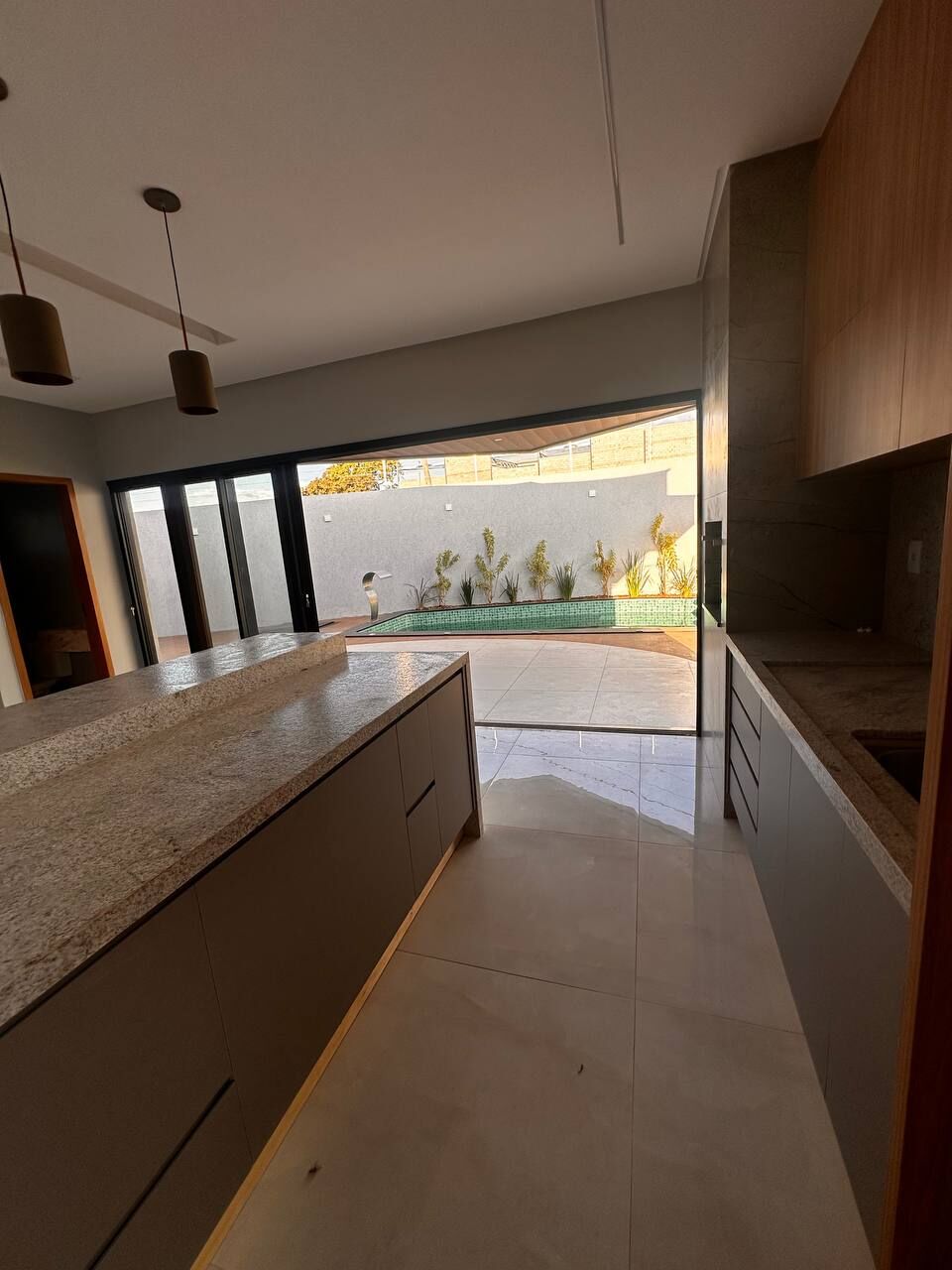 Casa à venda com 3 quartos, 177m² - Foto 9