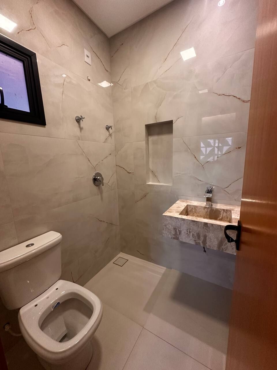 Casa à venda com 3 quartos, 160m² - Foto 17