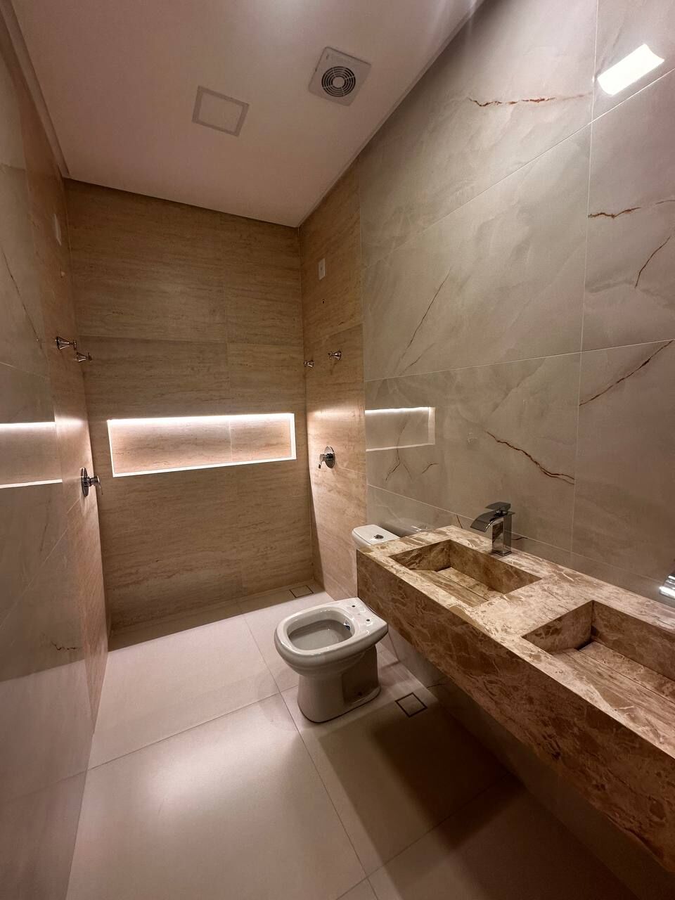 Casa à venda com 3 quartos, 160m² - Foto 13