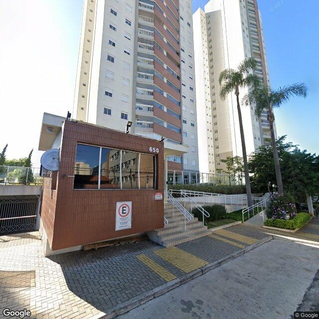 Imagem estática do "Street View" da localização