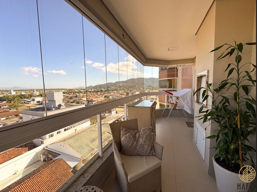 Apartamento à venda com 3 quartos, 108m² - Foto 3