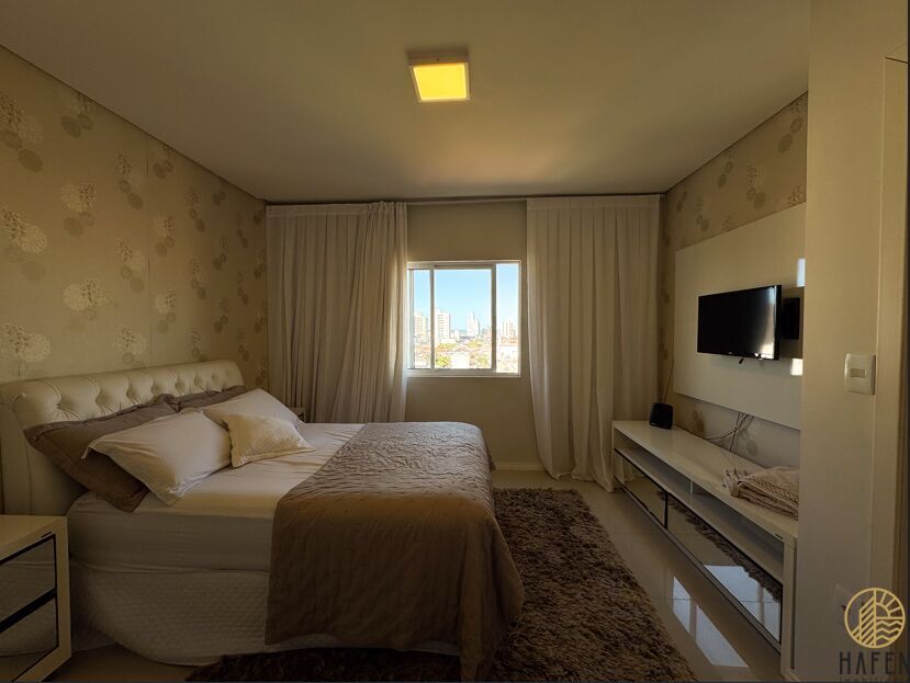 Apartamento à venda com 3 quartos, 108m² - Foto 10