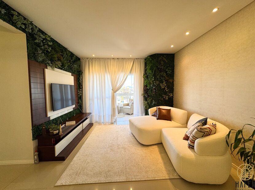 Apartamento à venda com 3 quartos, 108m² - Foto 4