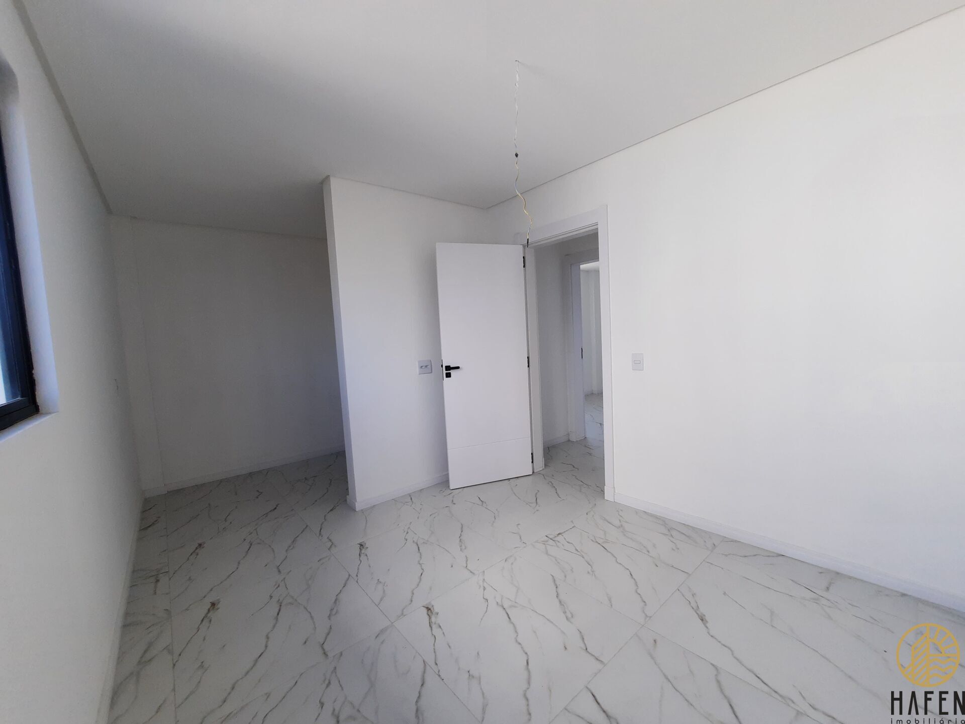Apartamento à venda com 3 quartos, 97m² - Foto 23