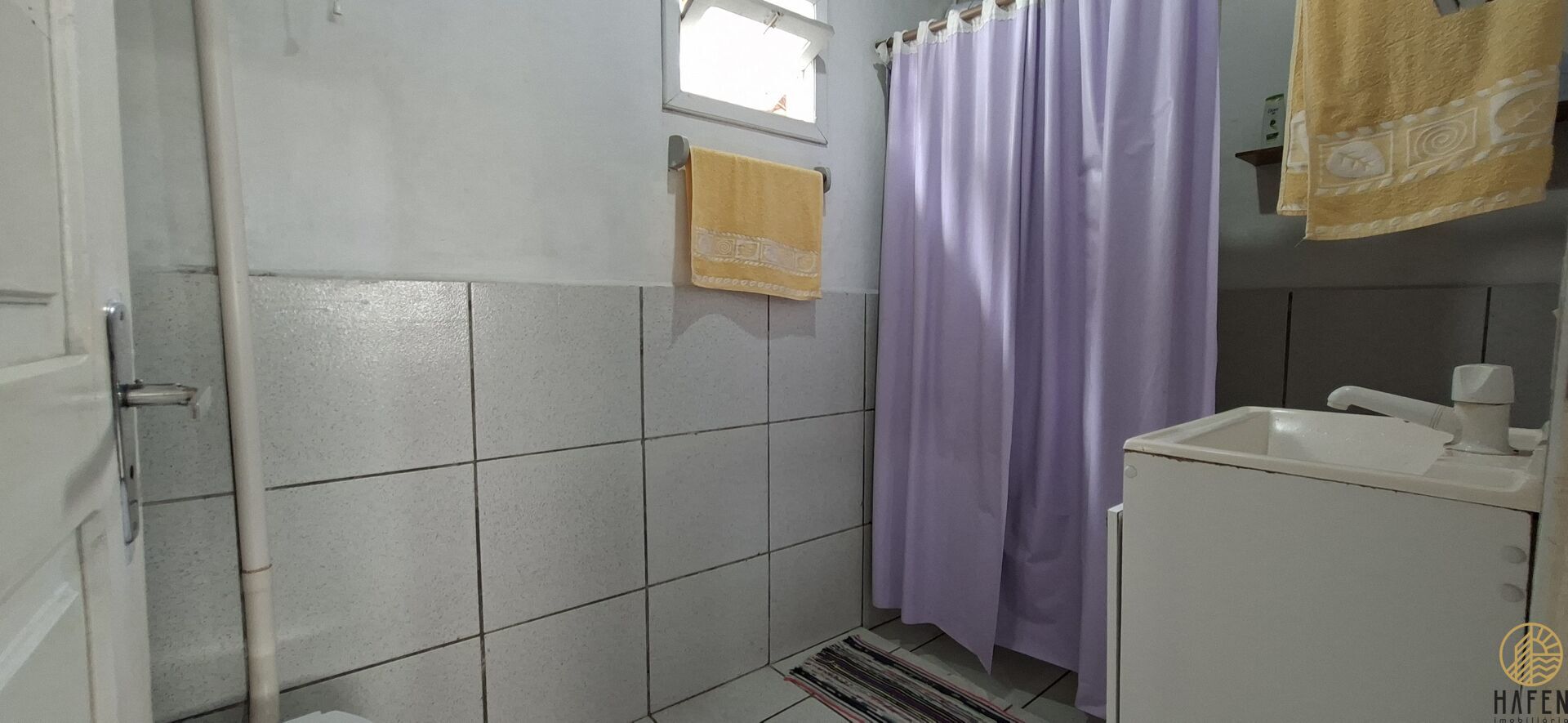 Casa à venda com 2 quartos, 80m² - Foto 9