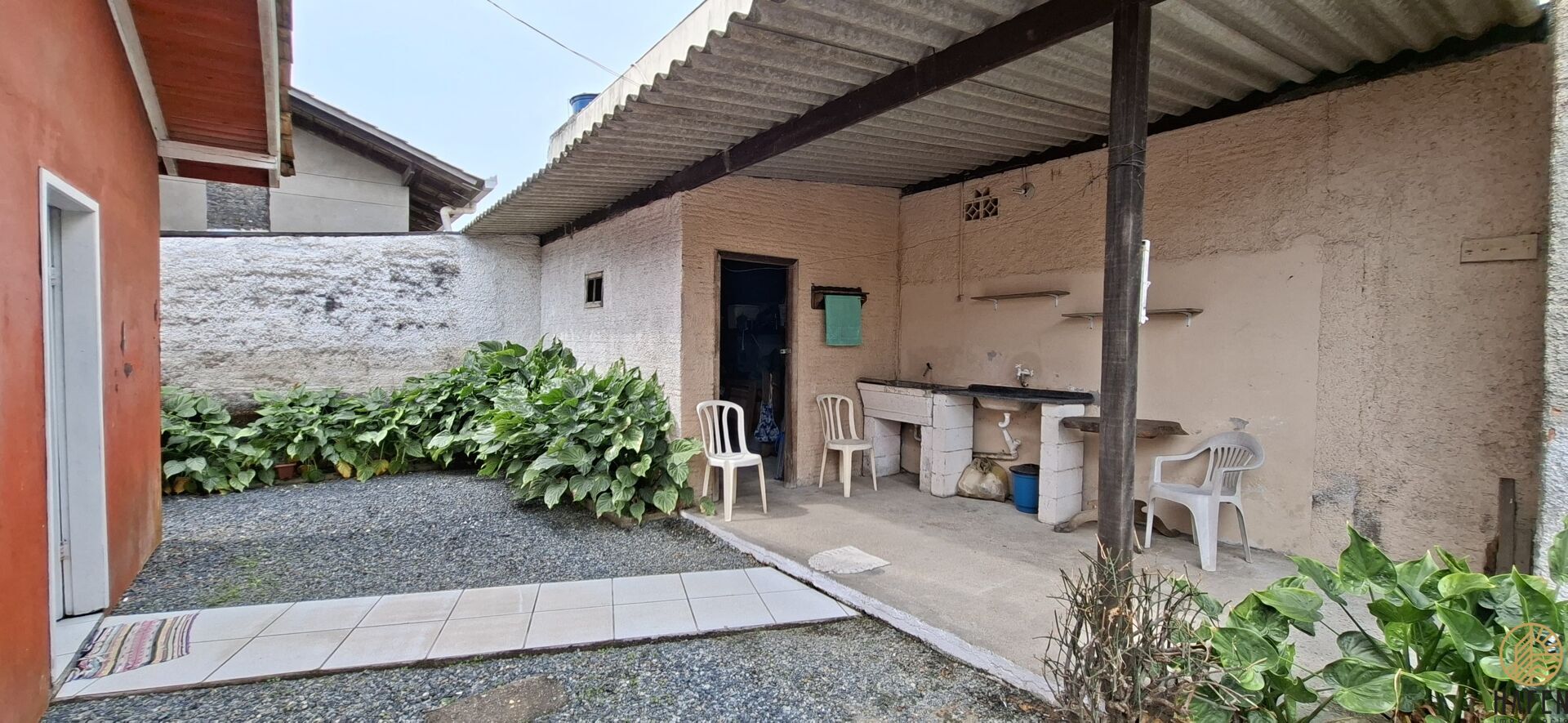 Casa à venda com 2 quartos, 80m² - Foto 11