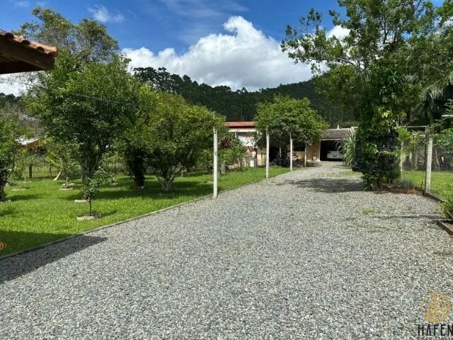 Chácara à venda com 3 quartos, 2500m² - Foto 11