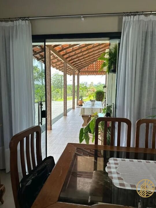 Chácara à venda com 3 quartos, 2500m² - Foto 9
